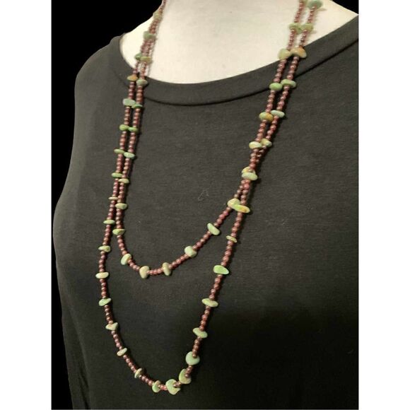 Green Turquoise and Garnet Necklace - Picture 9 of 15